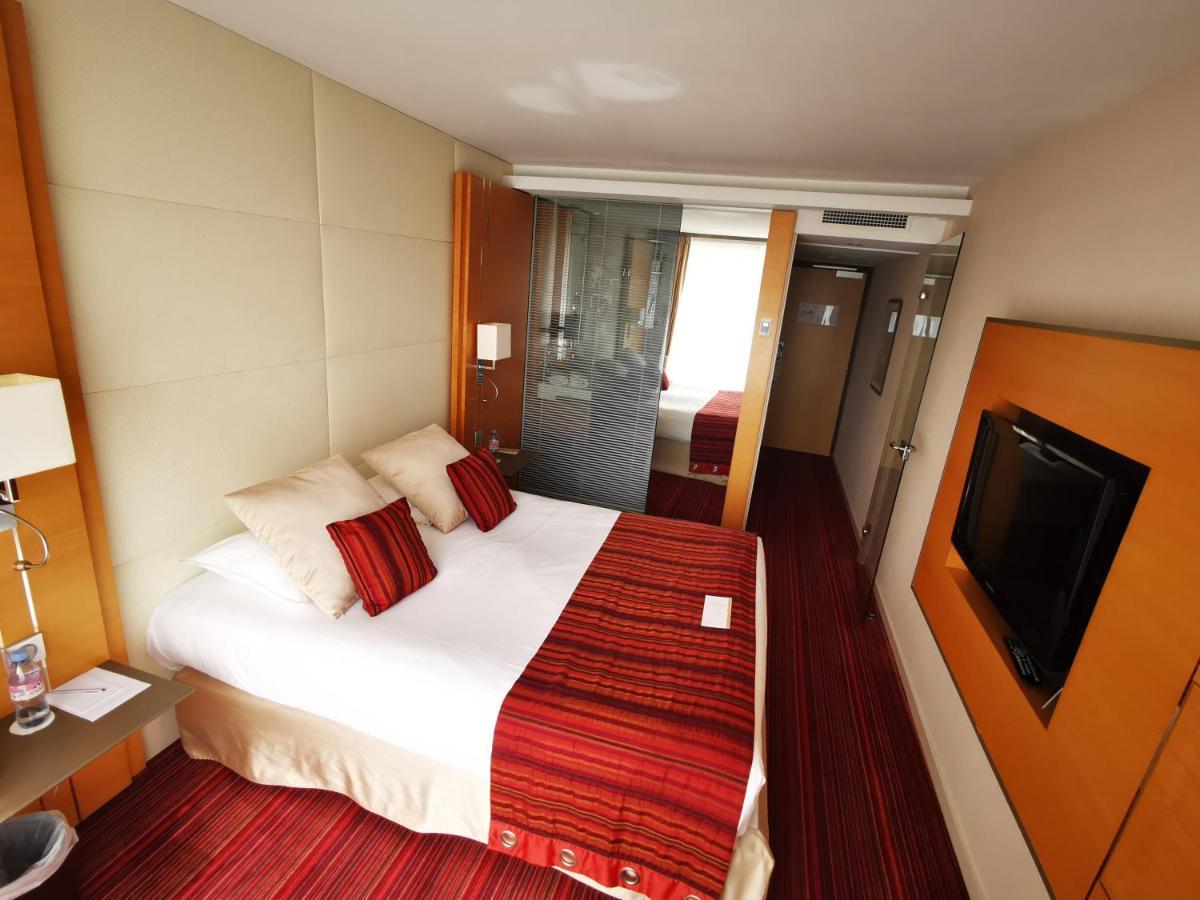 Le Churchill Hotel & Spa Carnac Bagian luar foto