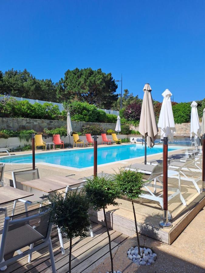Le Churchill Hotel & Spa Carnac Bagian luar foto